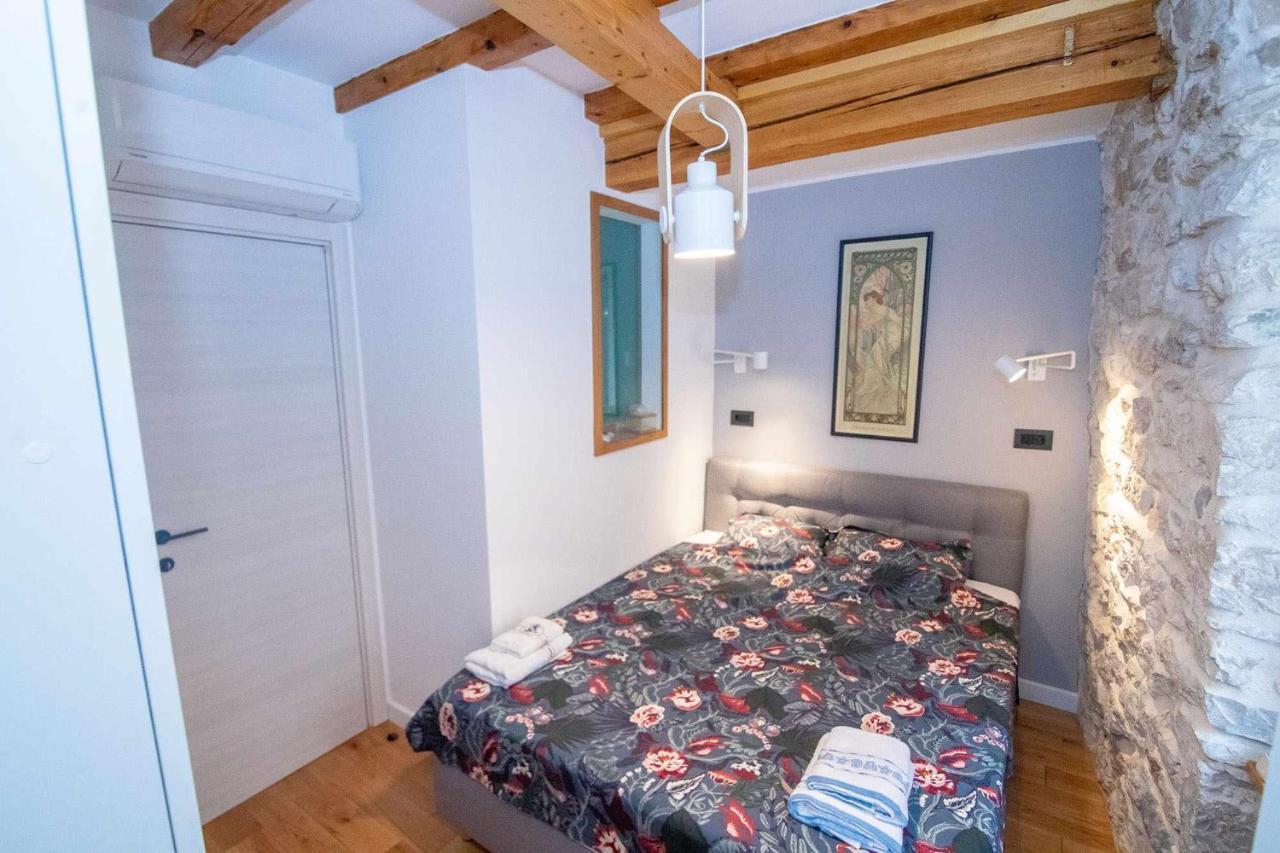 Tiramola Apartment Sibenik Bagian luar foto
