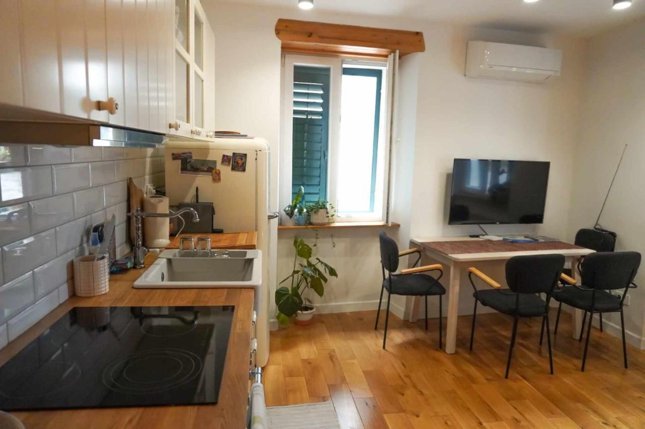 Tiramola Apartment Sibenik Bagian luar foto